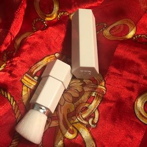 Fenty Beauty touch up brush